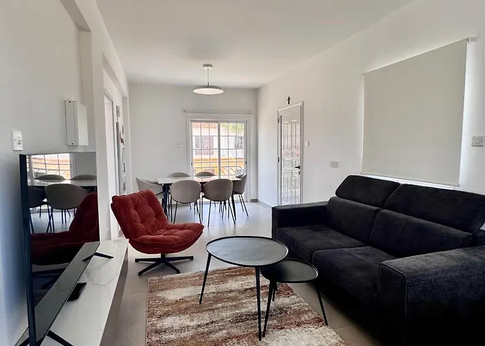 Dhekelia House - Pyla, Larnaca *